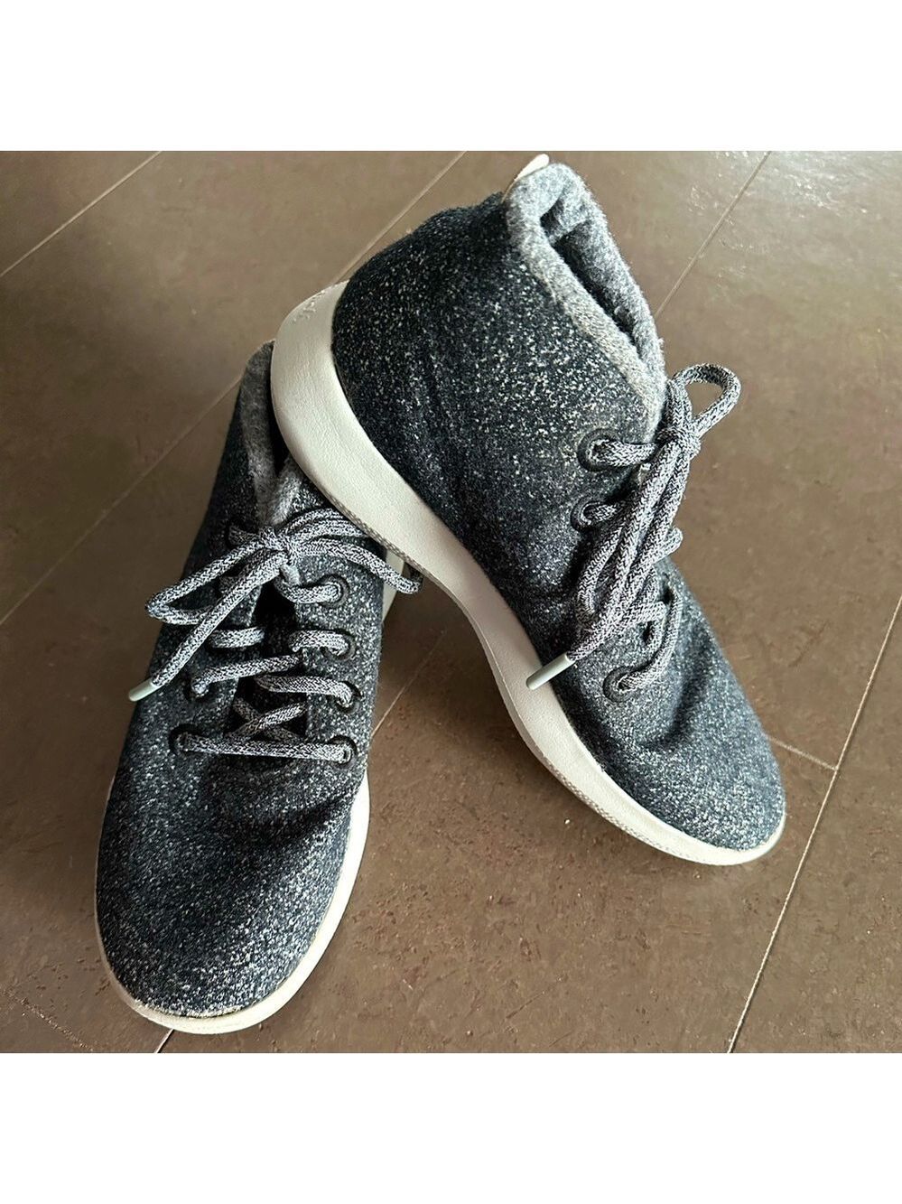Allbirds size 9 high tops